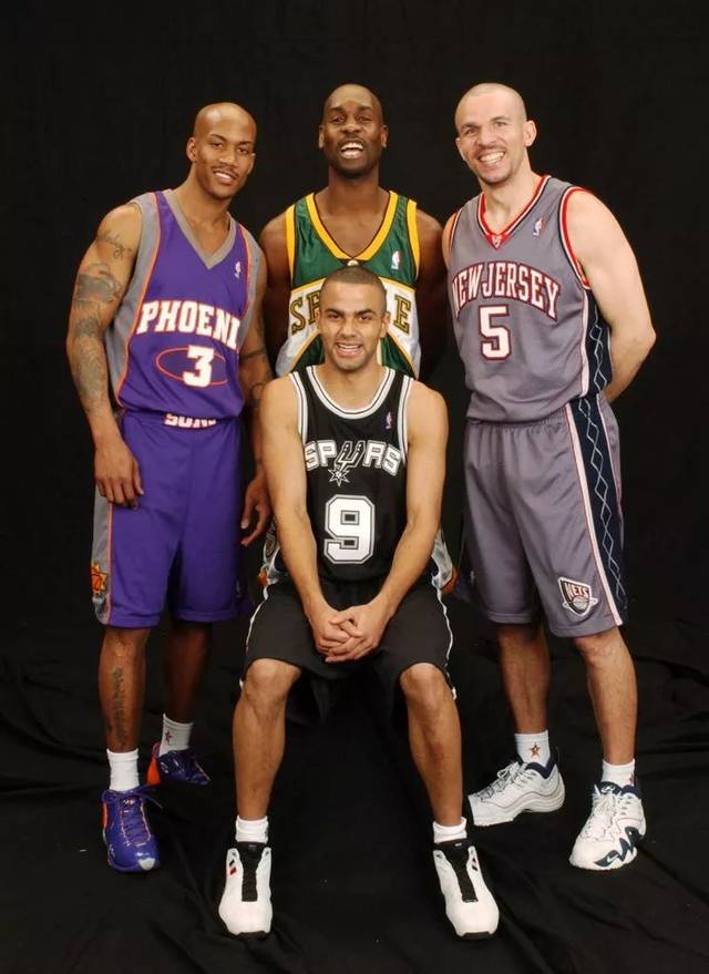 的聚光灯下 的聚光灯下